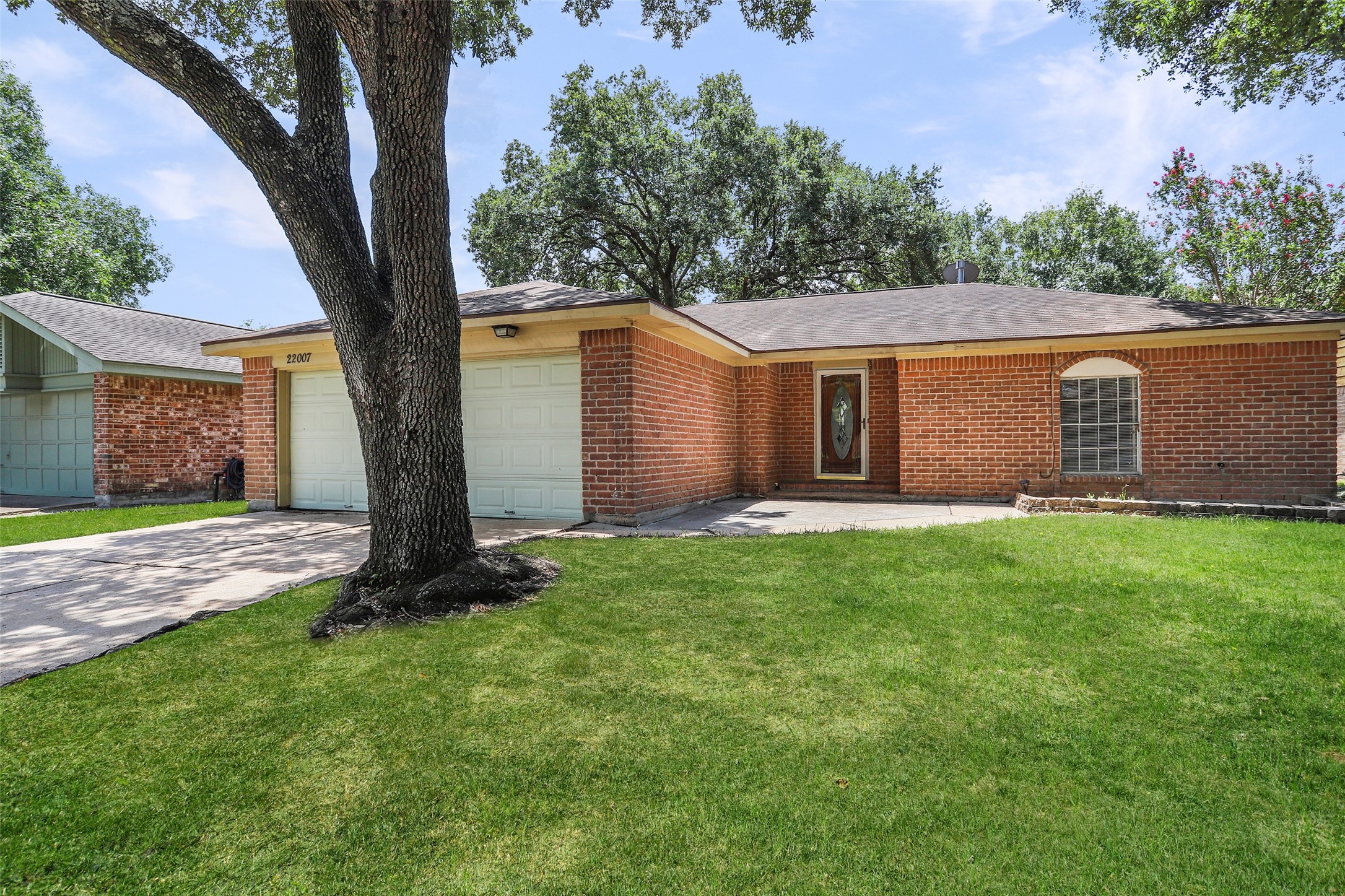 22007 Birch Valley Drive Property Photo 1