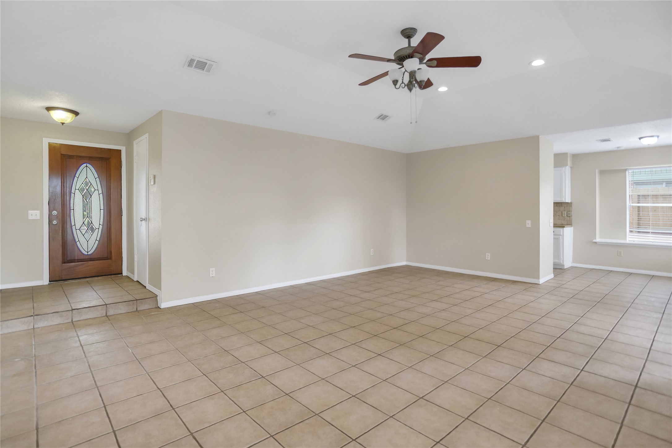 22007 Birch Valley Drive Property Photo 3