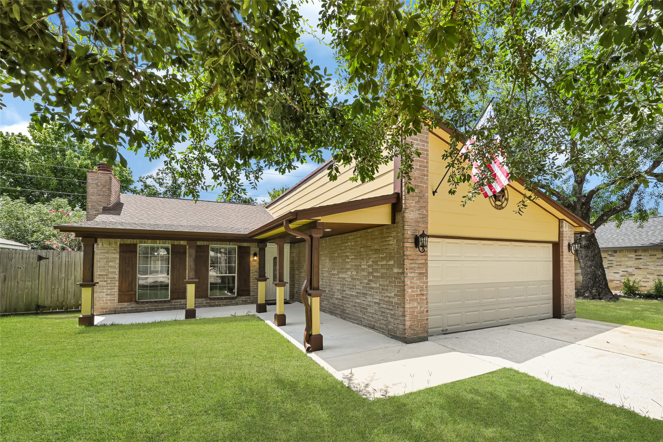4806 Hickorygate Property Photo 1