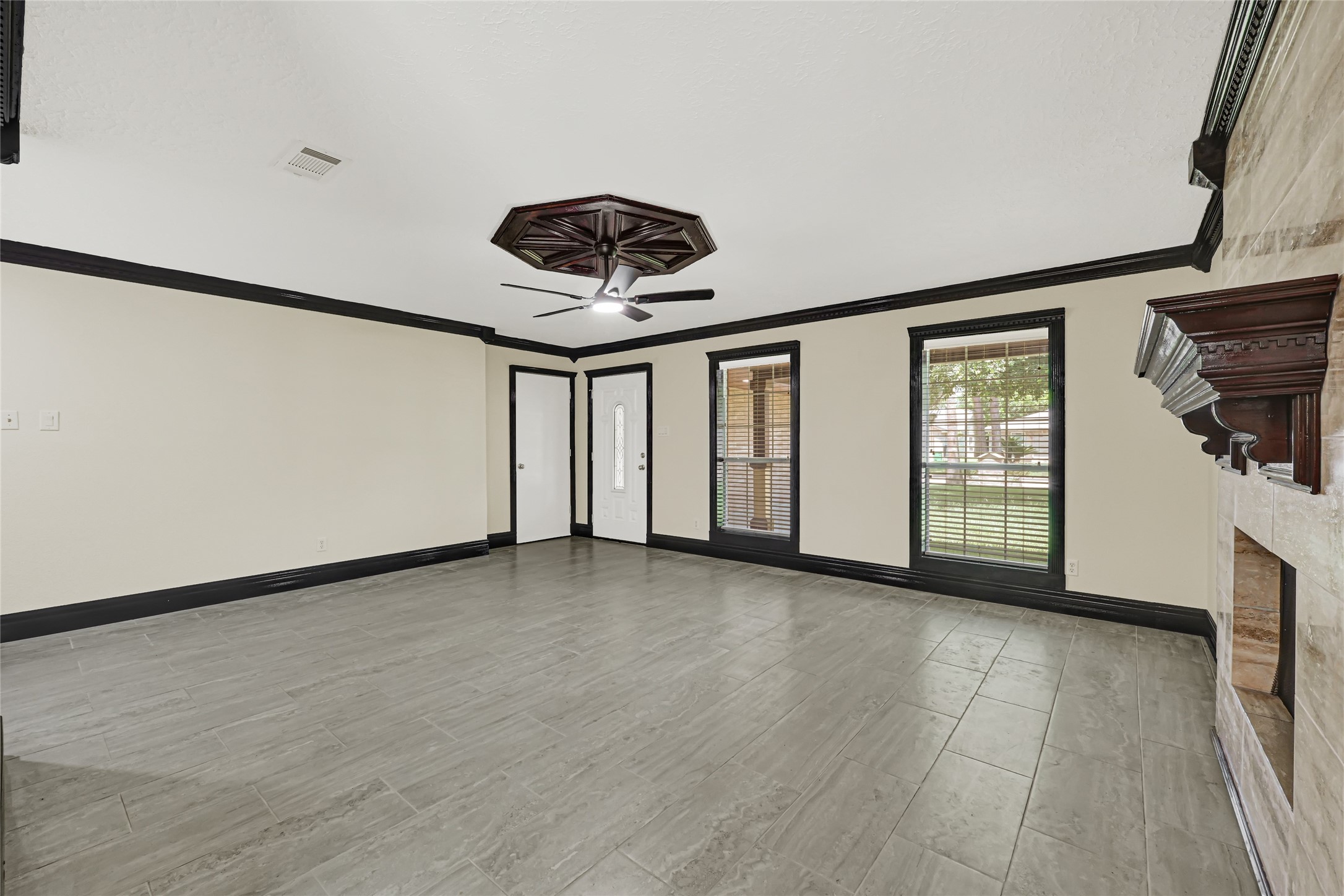 4806 Hickorygate Property Photo 10