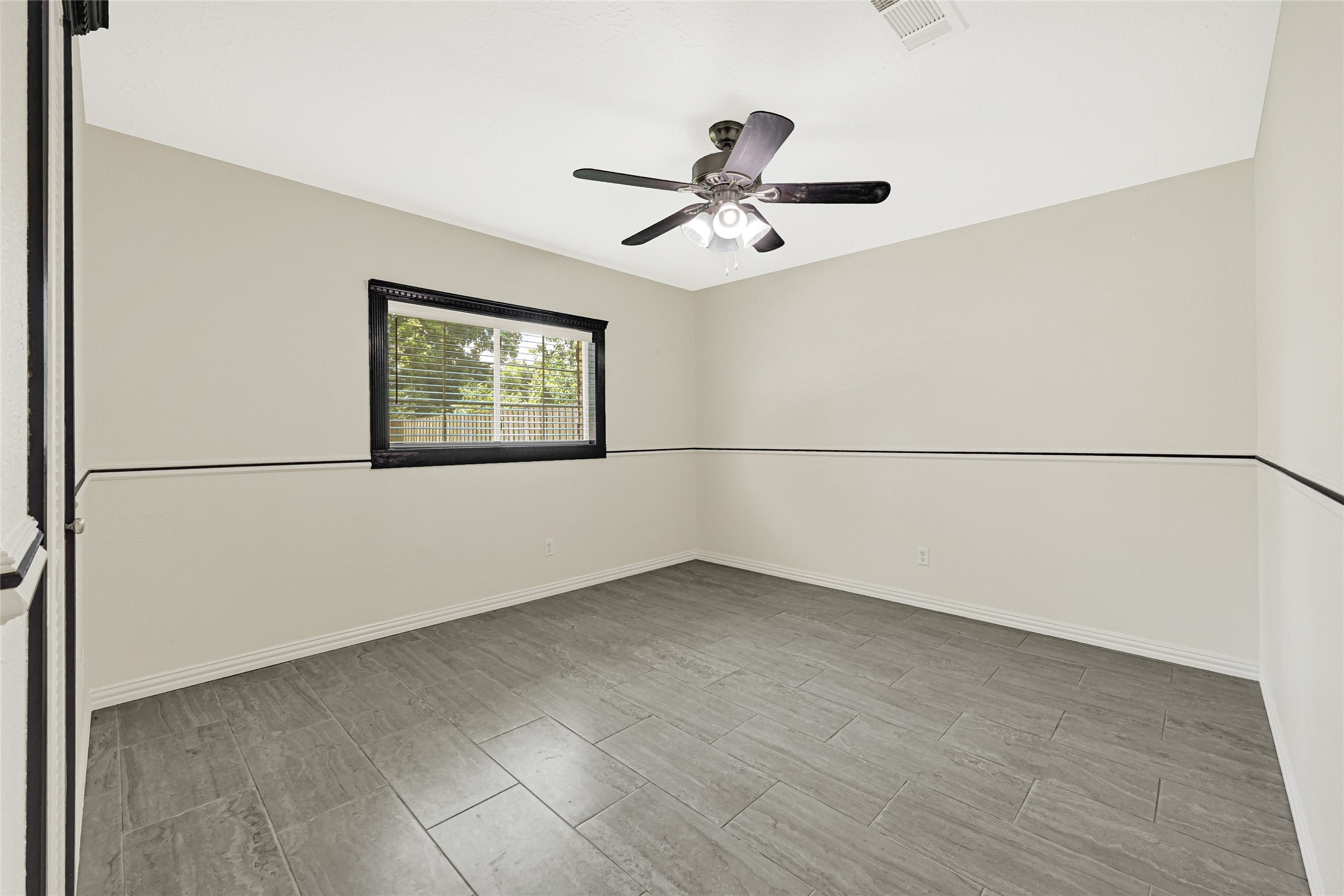 4806 Hickorygate Property Photo 15
