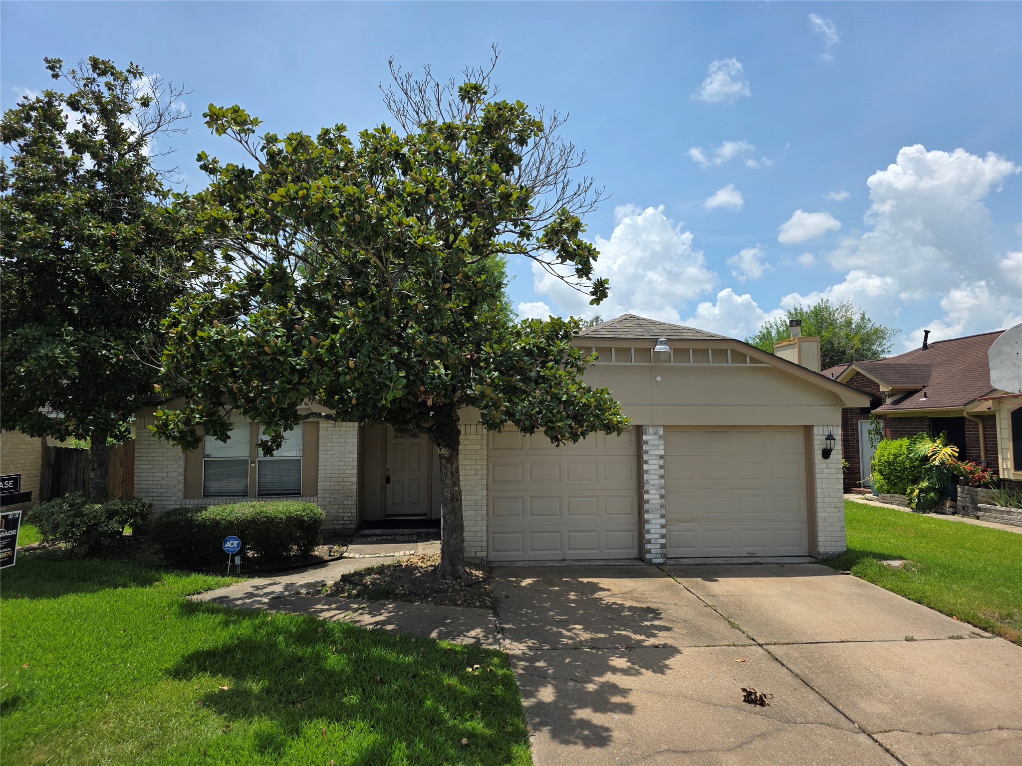 11634 Eaglewood Drive Property Photo 1