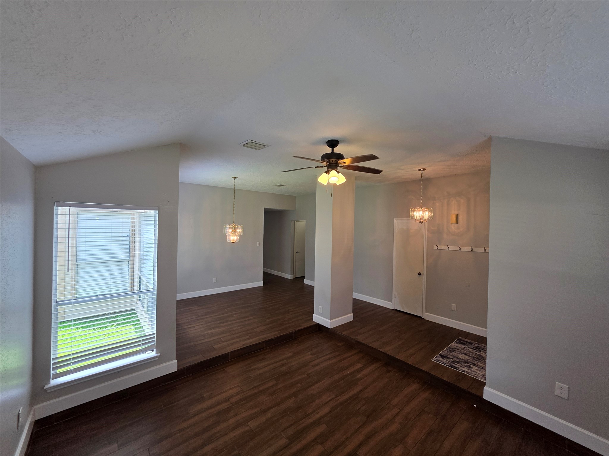 11634 Eaglewood Drive Property Photo 3