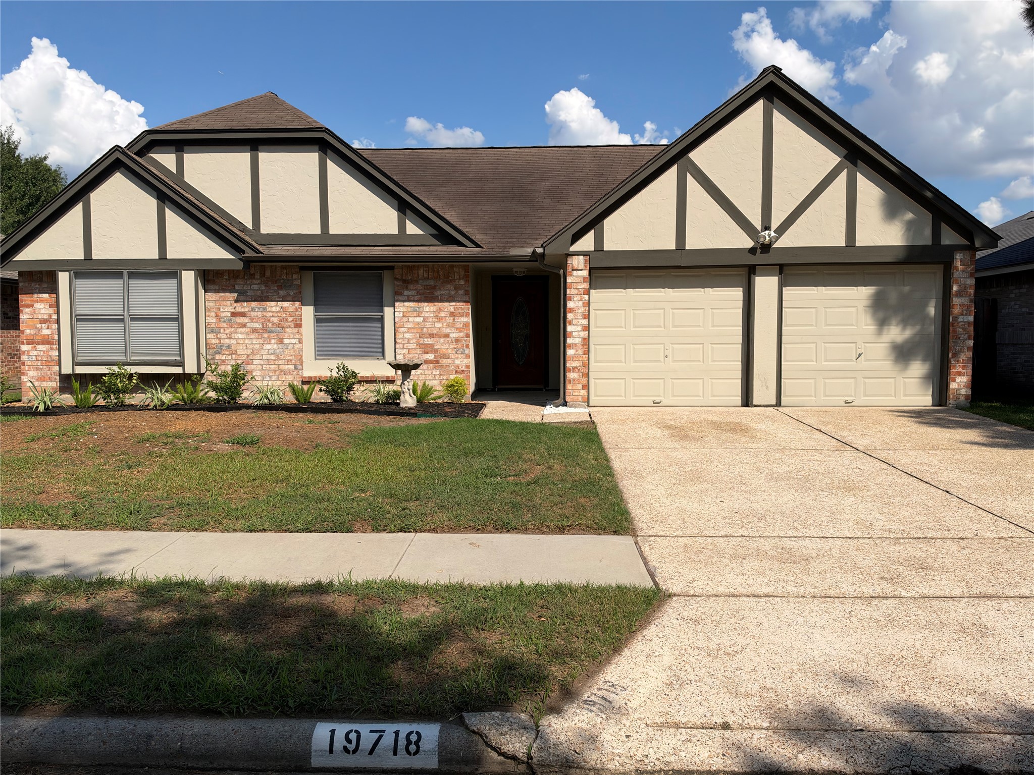 19718 Brentonridge Lane Property Photo 1
