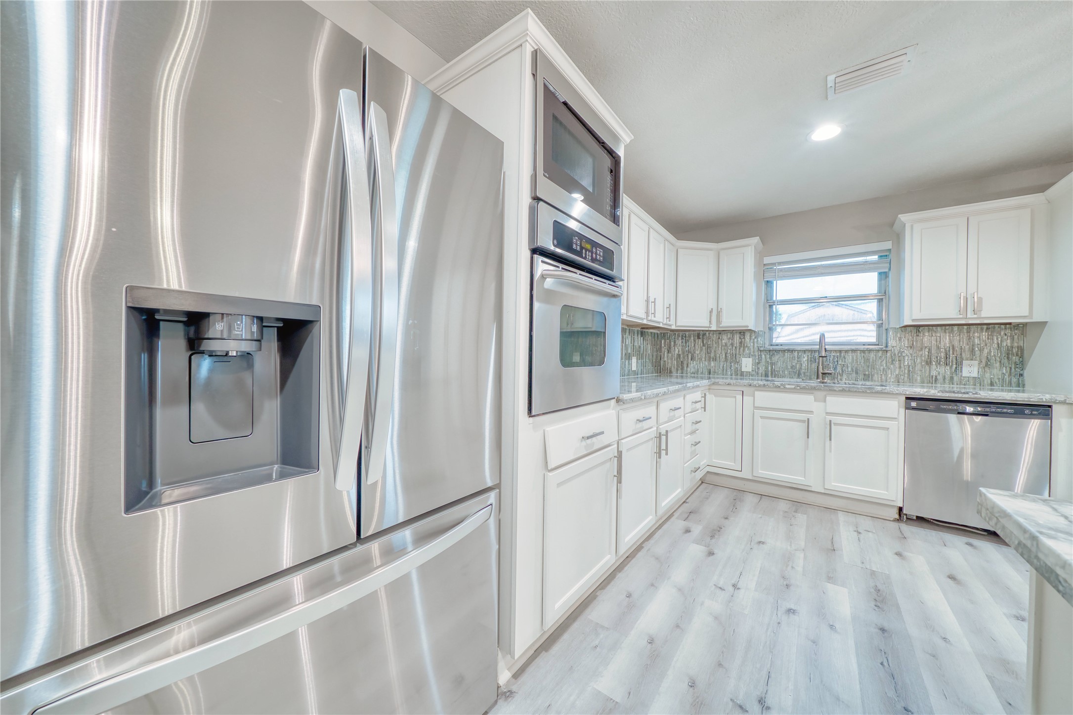 4406 Mallard Drive Property Photo 10