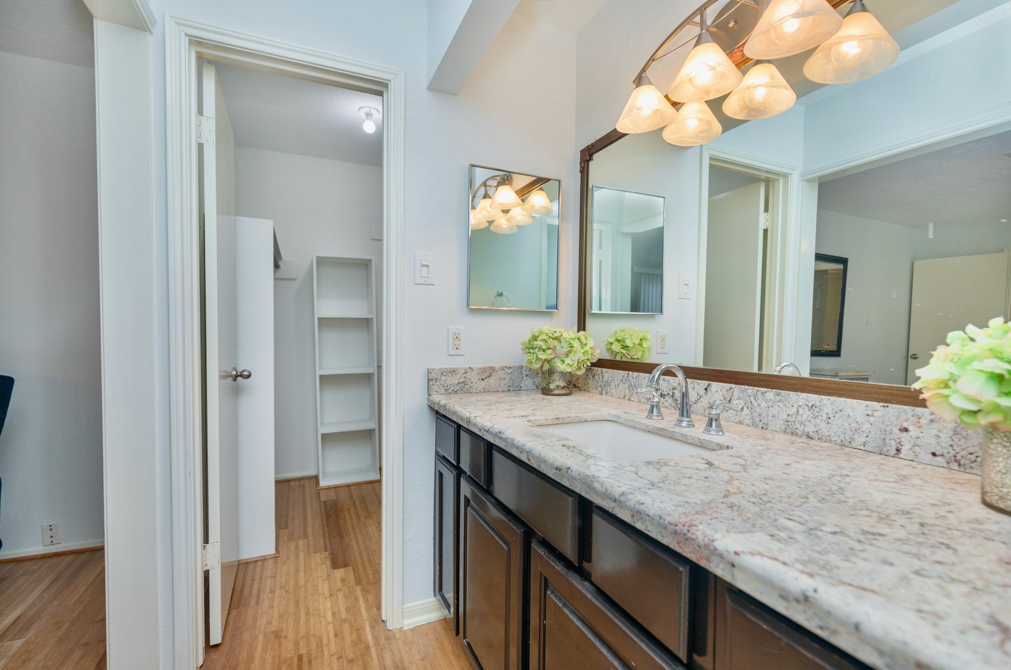 2711 Quail Valley East Drive Property Photo 18