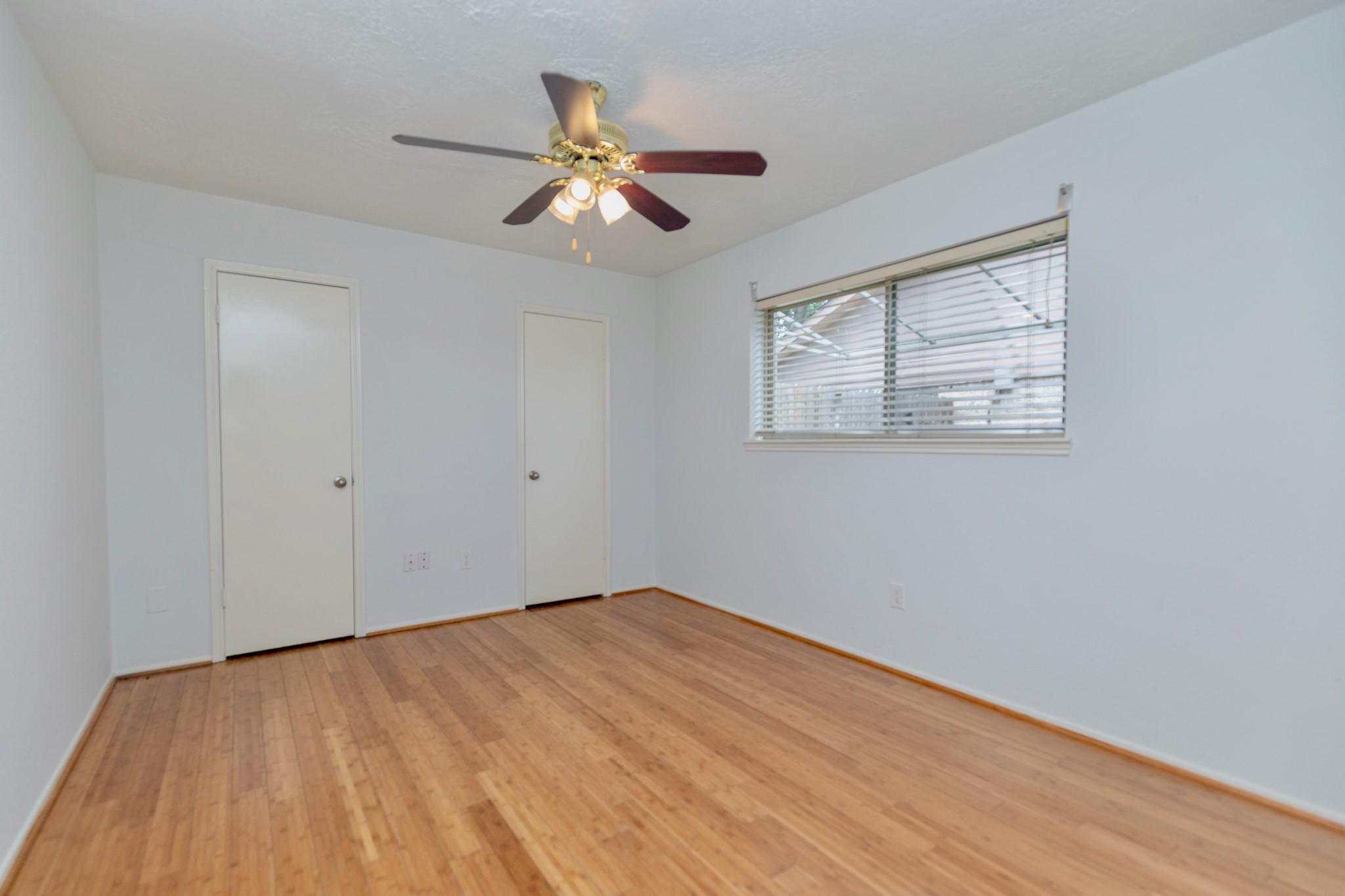 2711 Quail Valley East Drive Property Photo 24