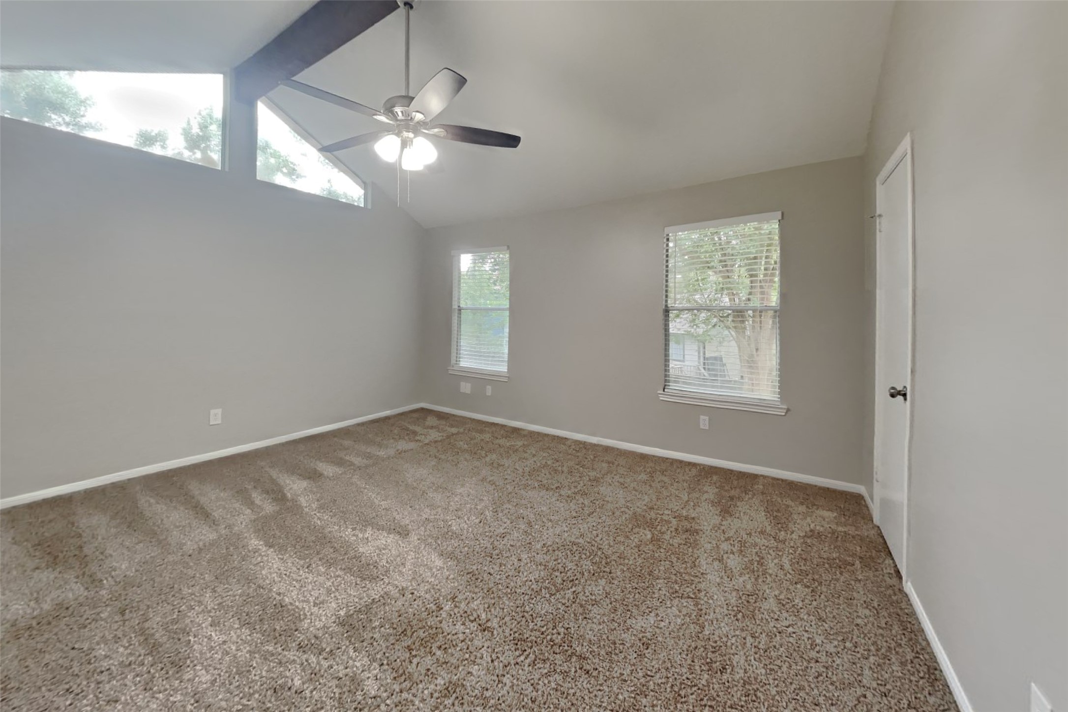 6 W Lance Leaf Road Property Photo 10
