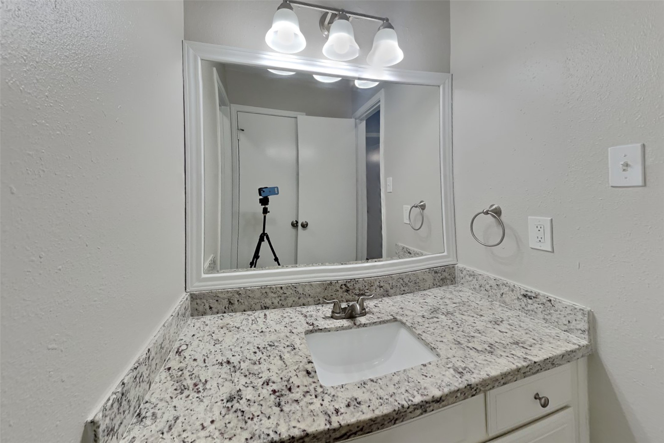 6 W Lance Leaf Road Property Photo 16
