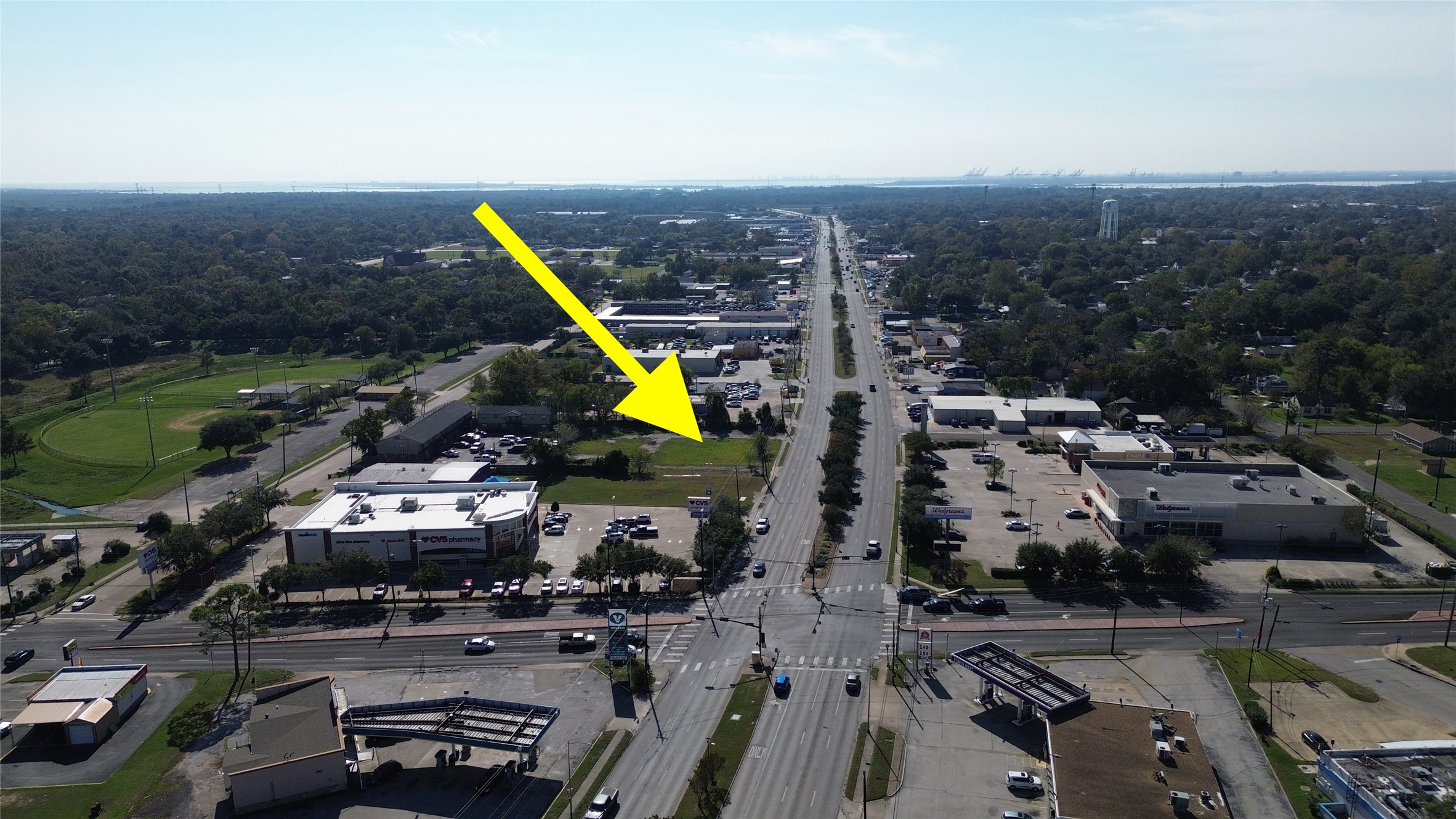 1500 N Alexander Drive Property Photo 3