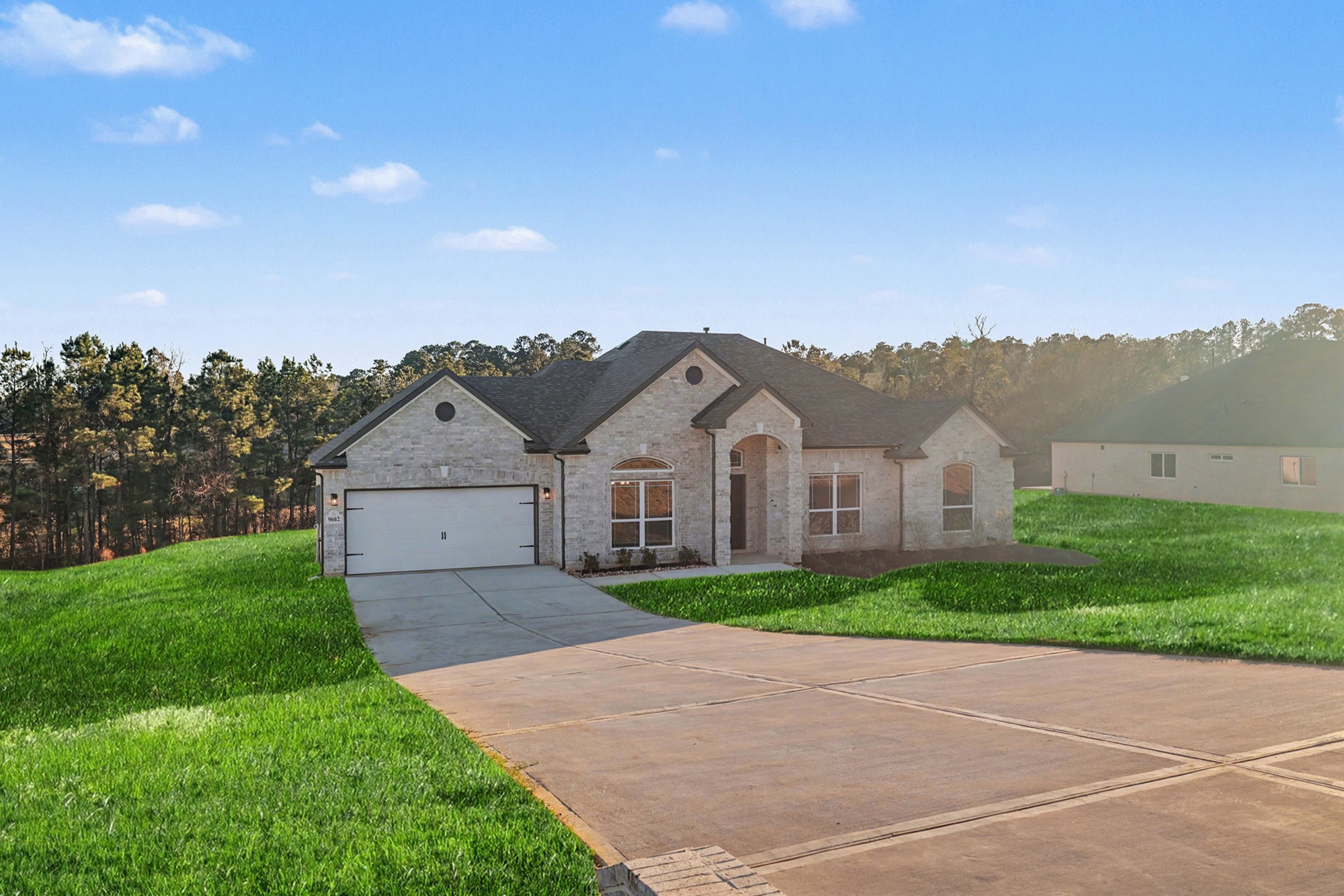9602 Moss Rose Property Photo 2