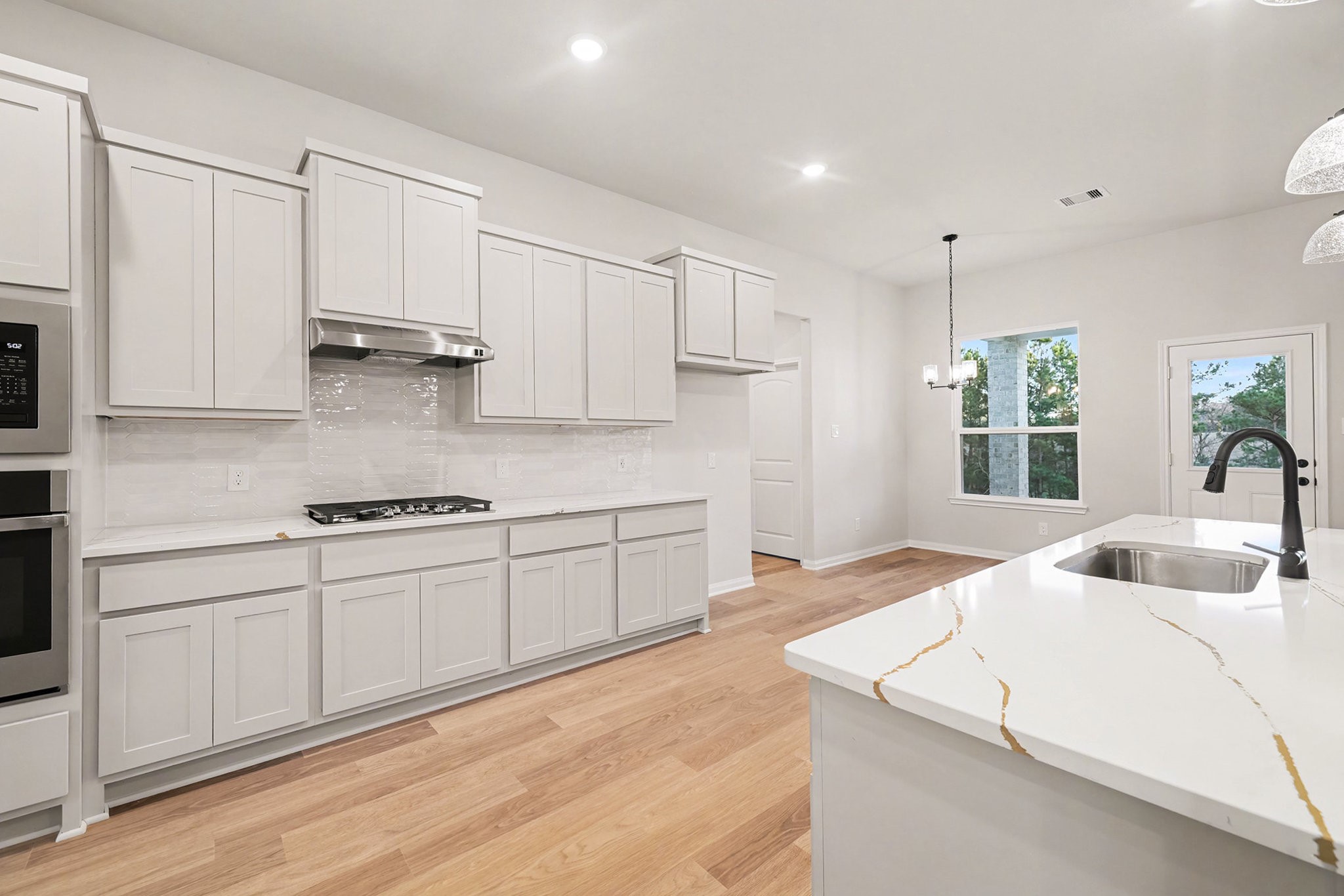 9602 Moss Rose Property Photo 14