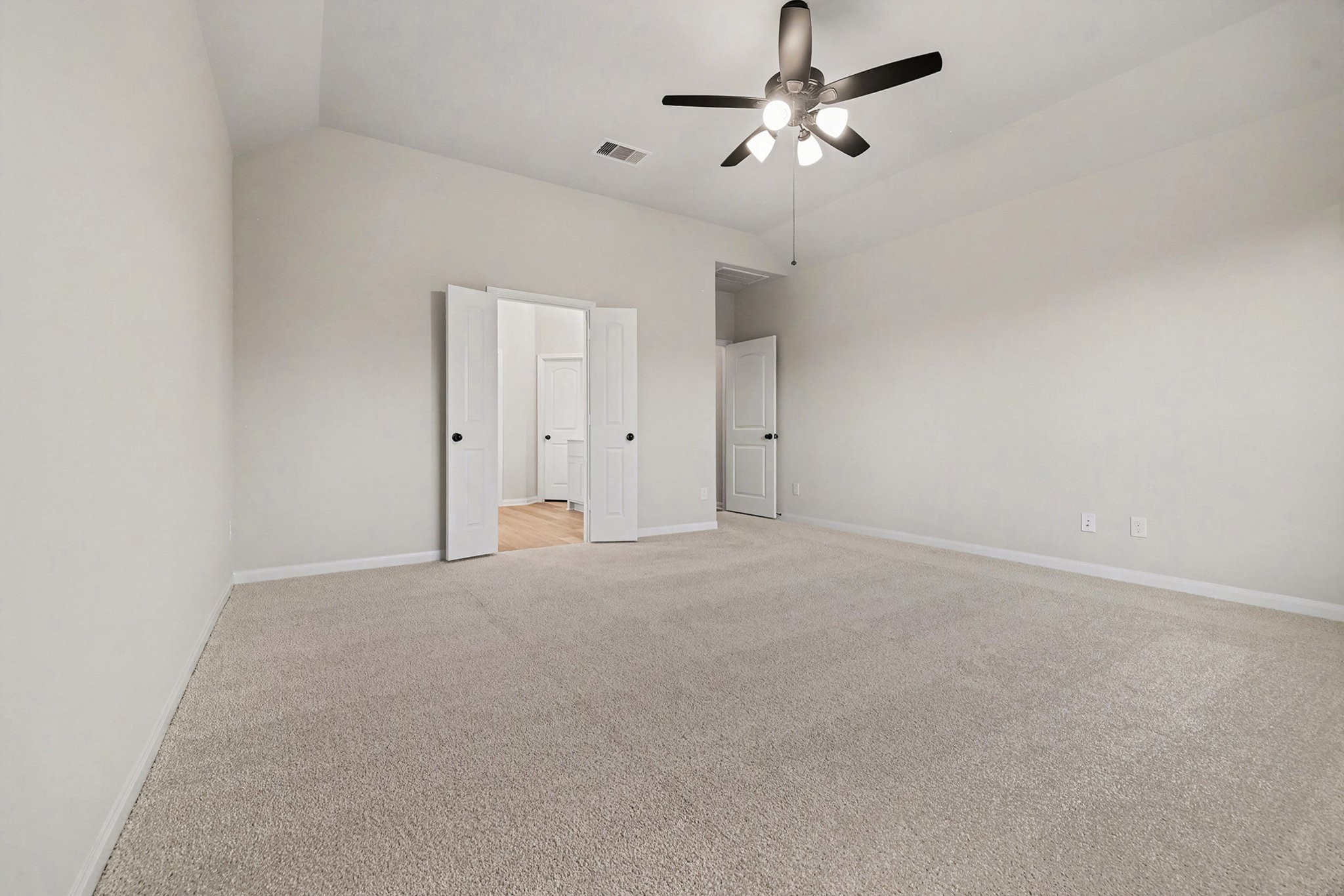 9602 Moss Rose Property Photo 16