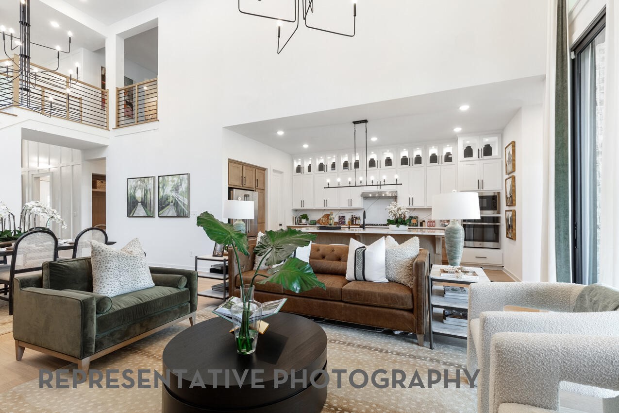 25018 Grassdale Lane Property Photo 3