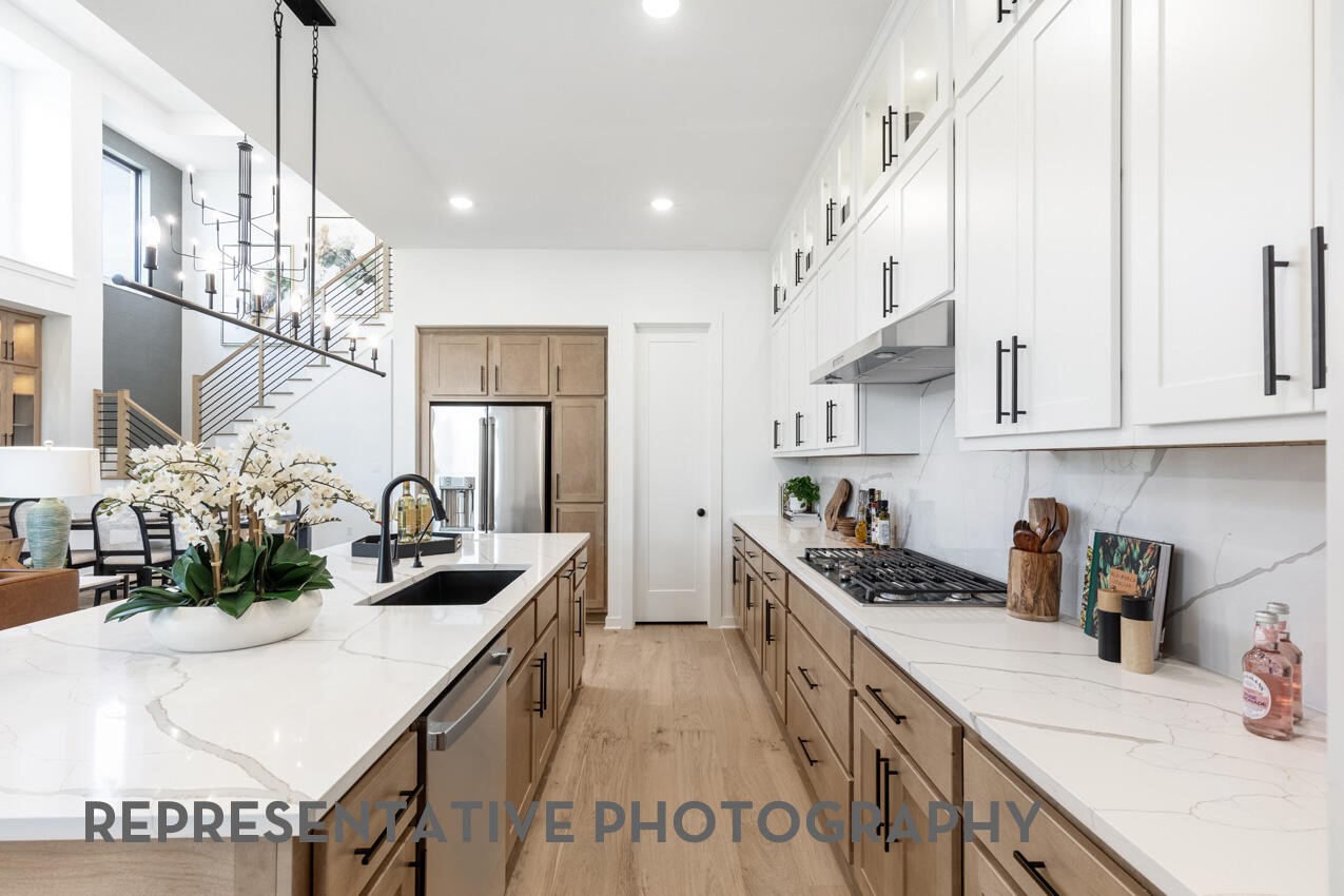 25018 Grassdale Lane Property Photo 7