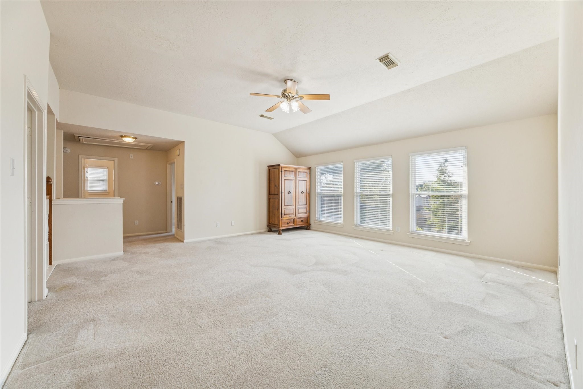702 Huntercrest Street Property Photo 14
