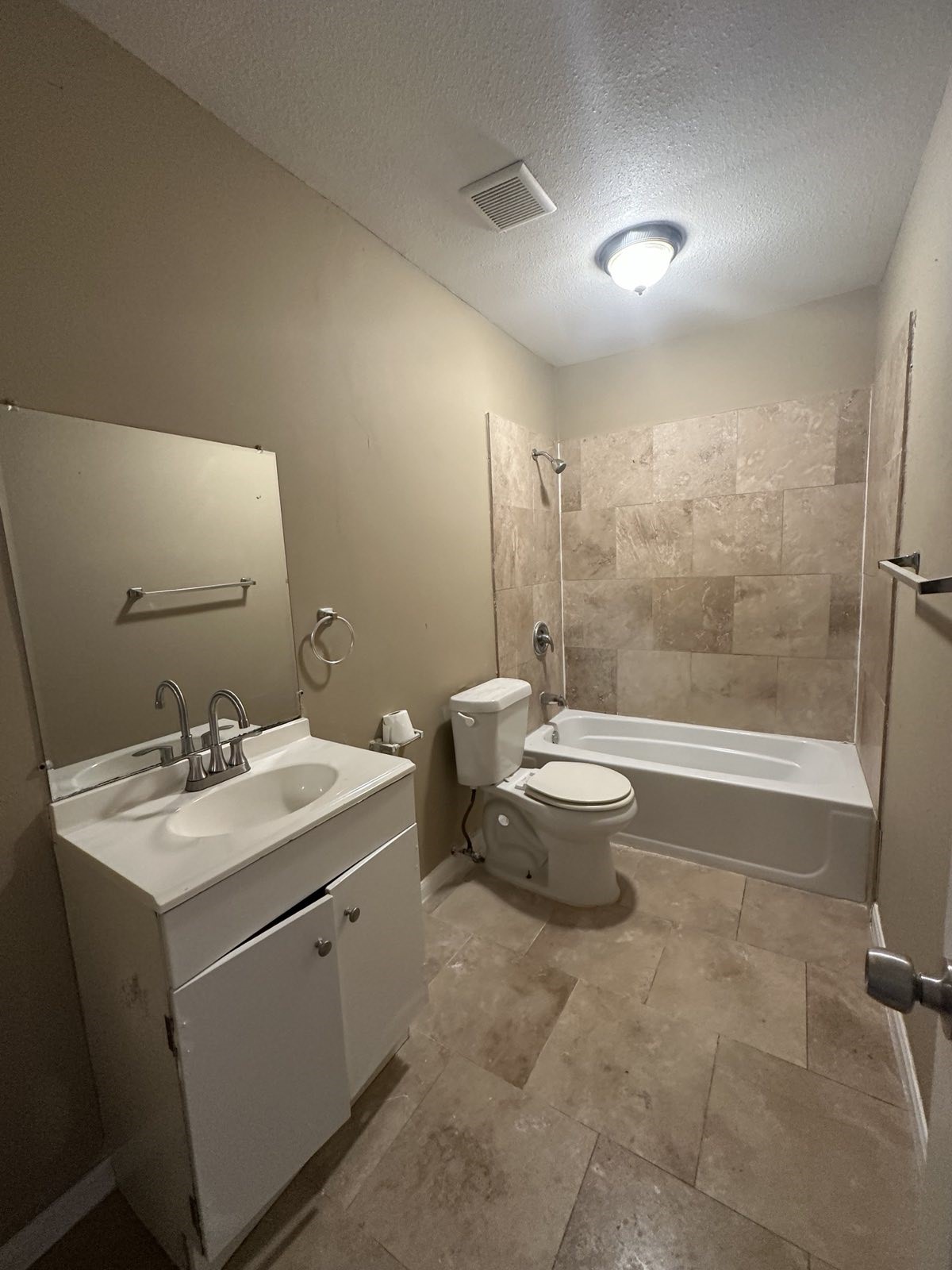 7410 Frostview Lane Property Photo 10