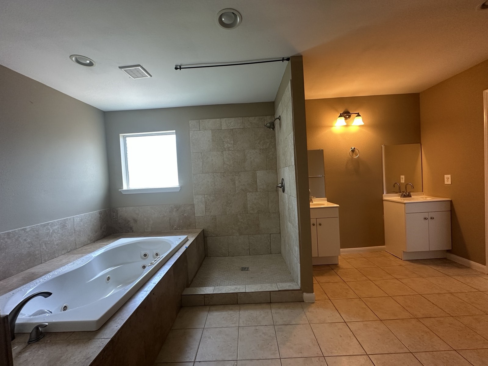 7410 Frostview Lane Property Photo 17