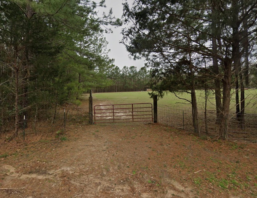 1340 County Road 4375 Property Photo 2