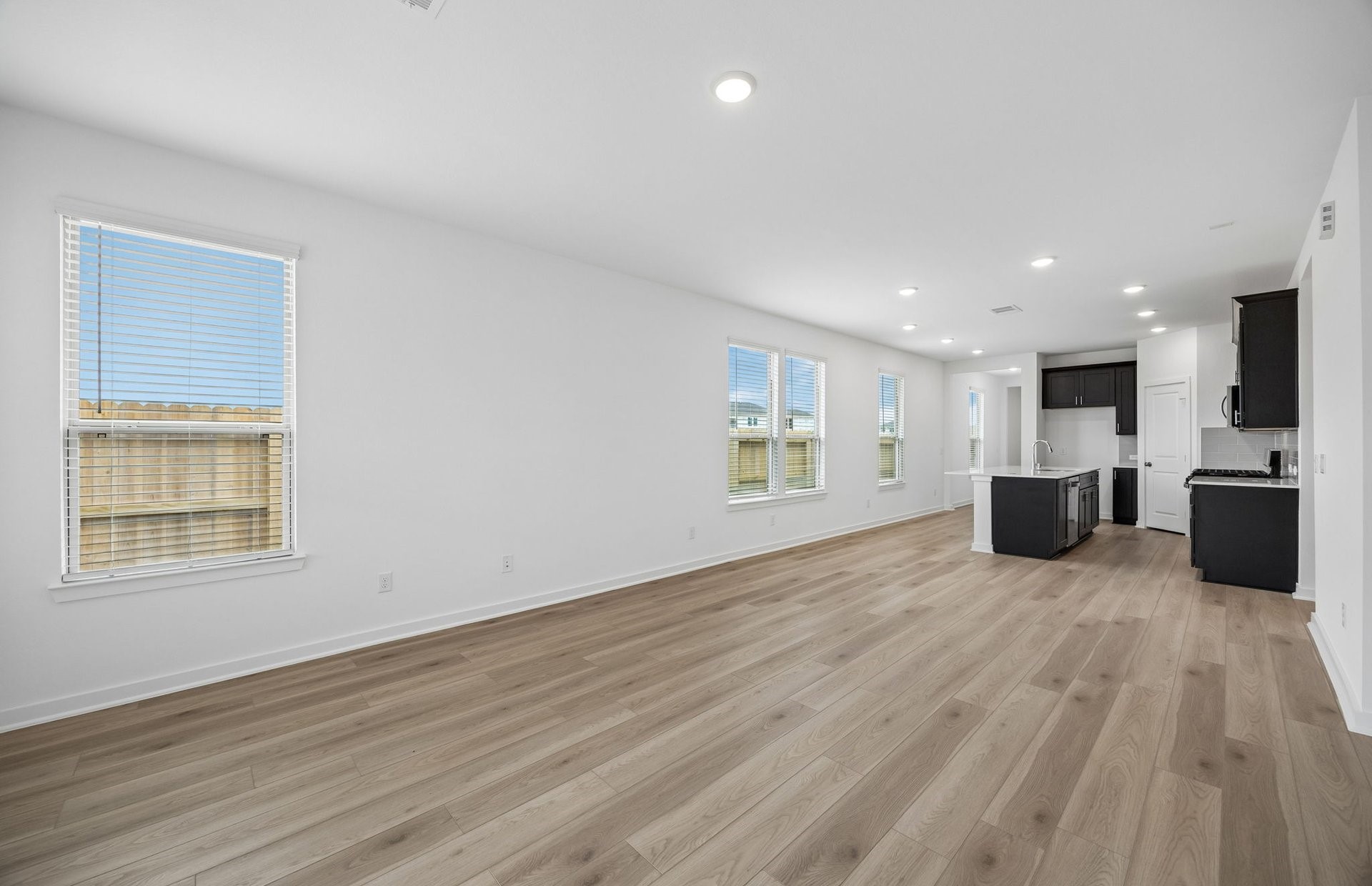 138 High Life Crossing Property Photo 7