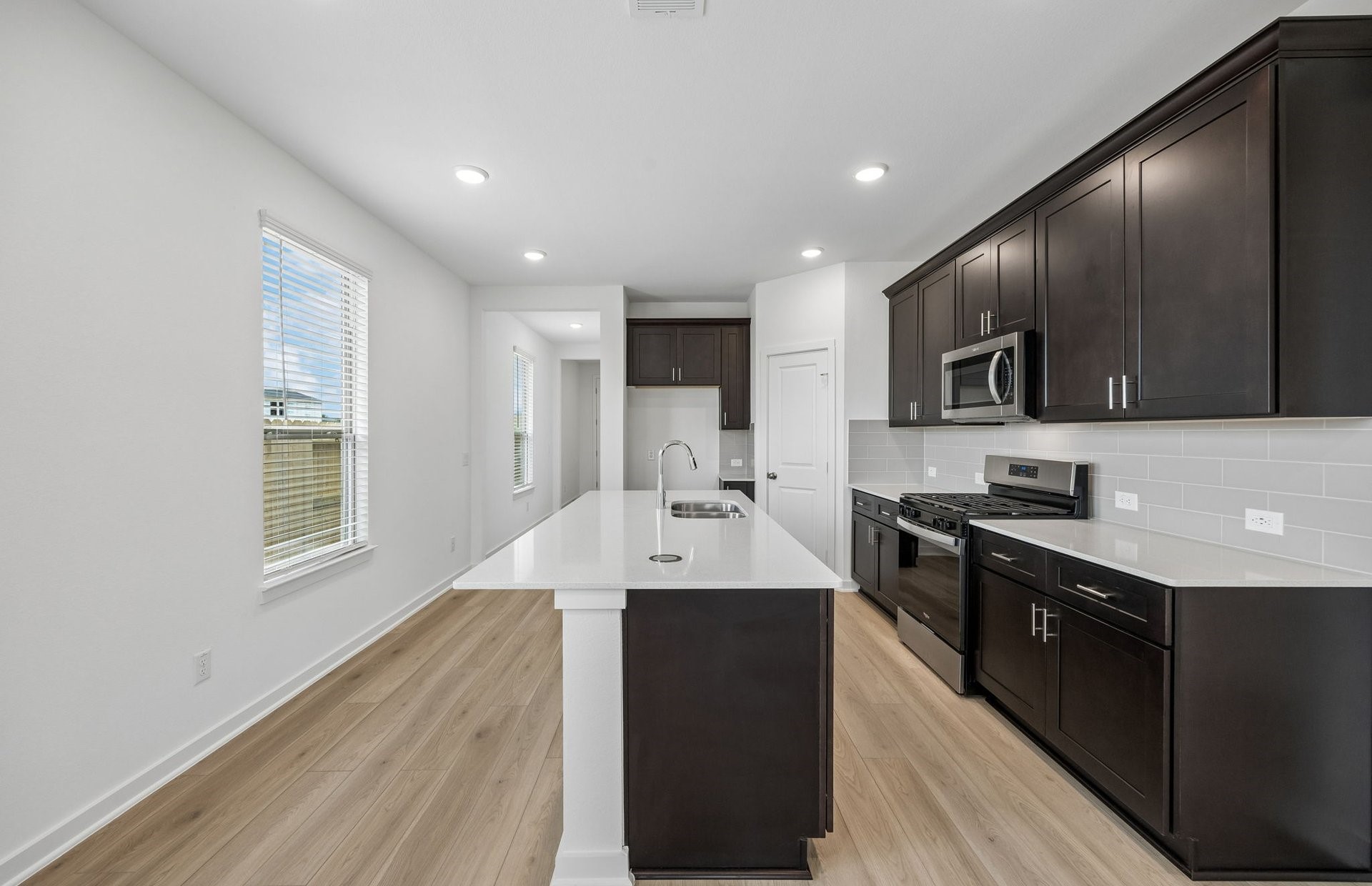 138 High Life Crossing Property Photo 11