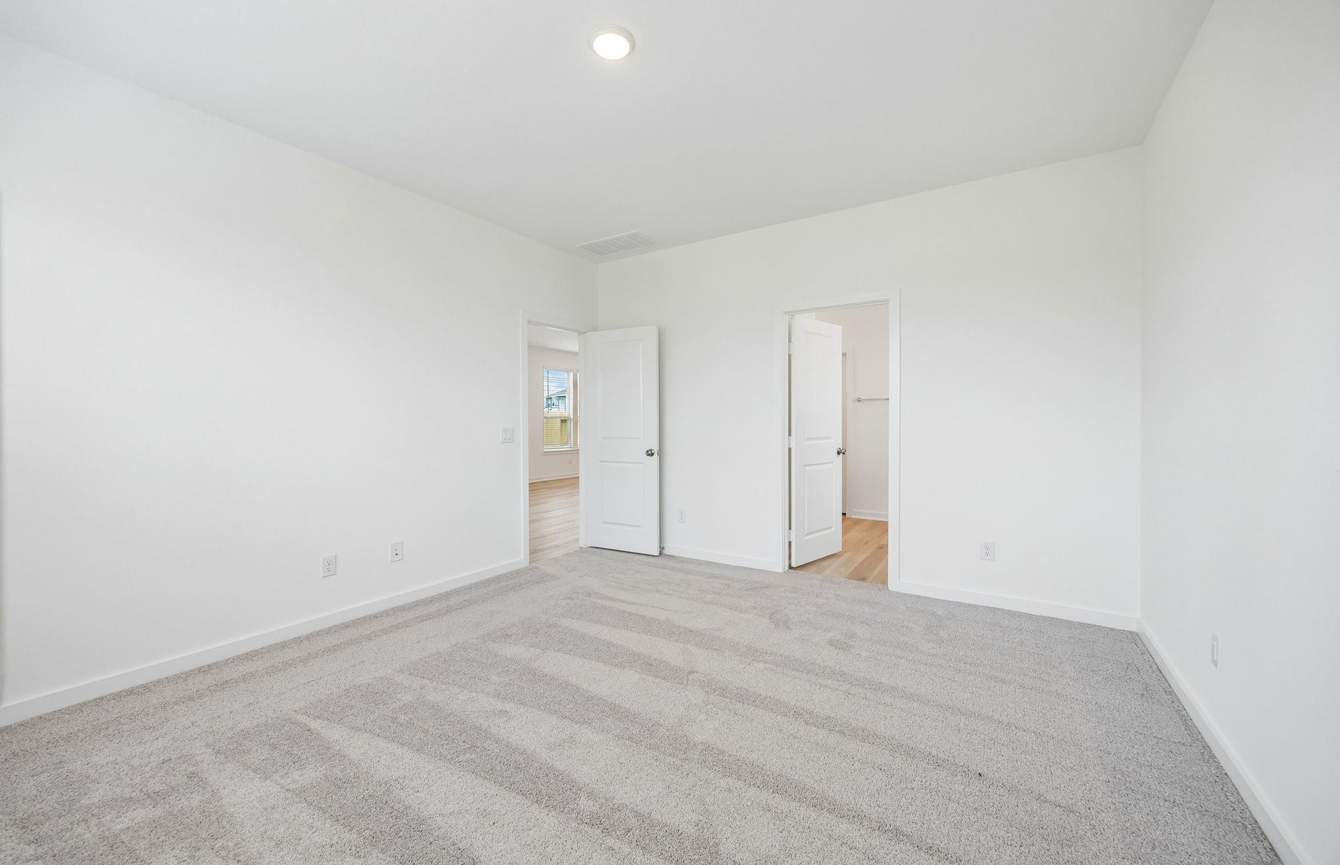 138 High Life Crossing Property Photo 15
