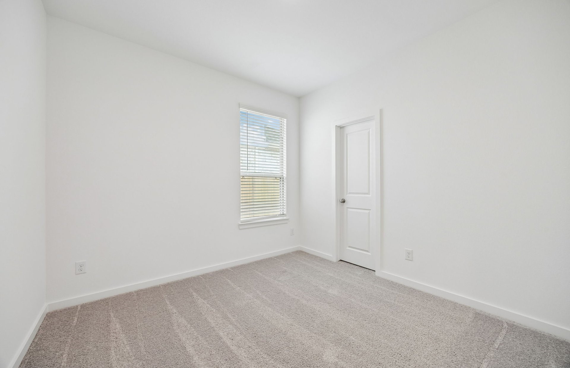138 High Life Crossing Property Photo 18