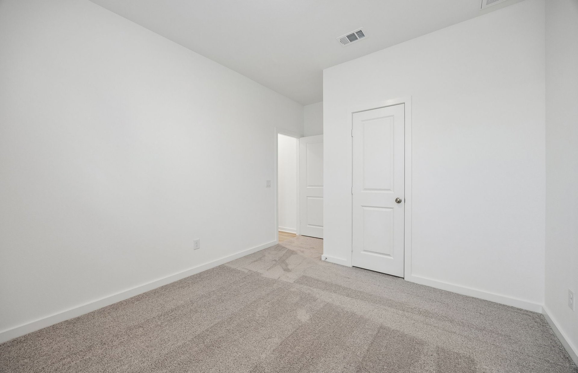 138 High Life Crossing Property Photo 22