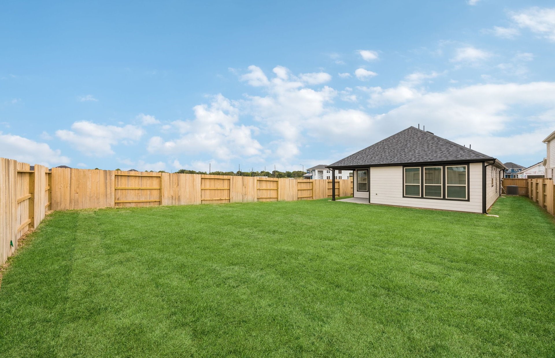 138 High Life Crossing Property Photo 27