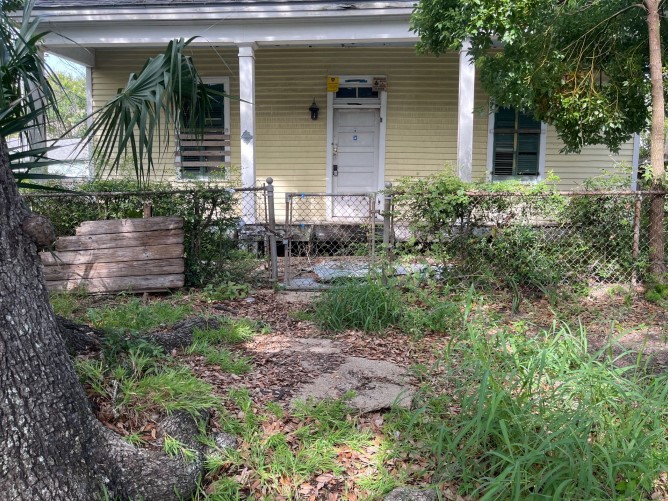 1220 34th Street Property Photo 2