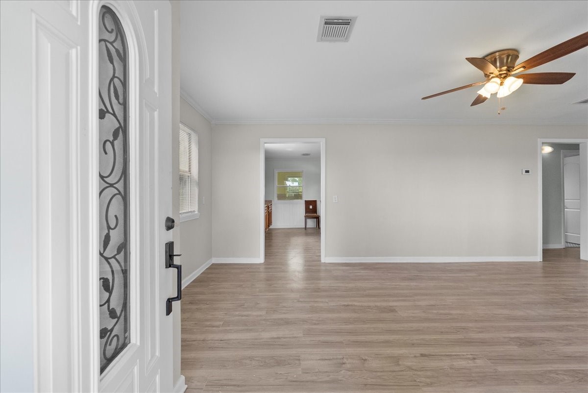 14324 28th Street Property Photo 11