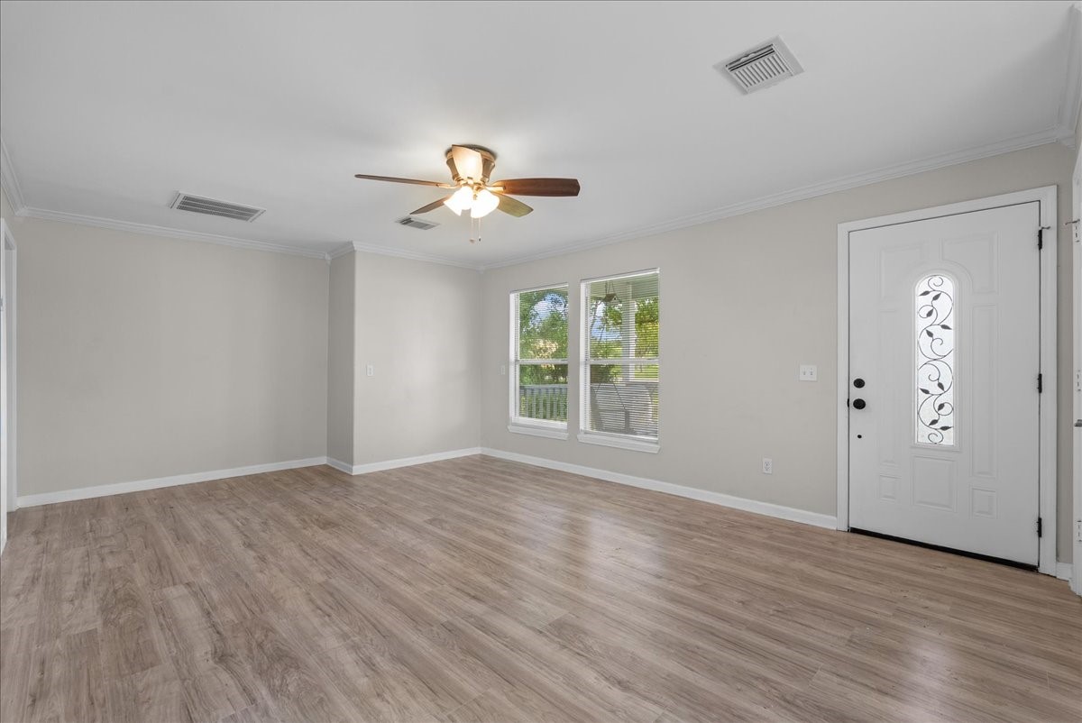 14324 28th Street Property Photo 12