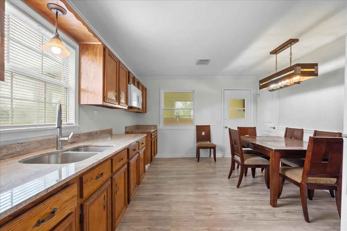 14324 28th Street Property Photo 15