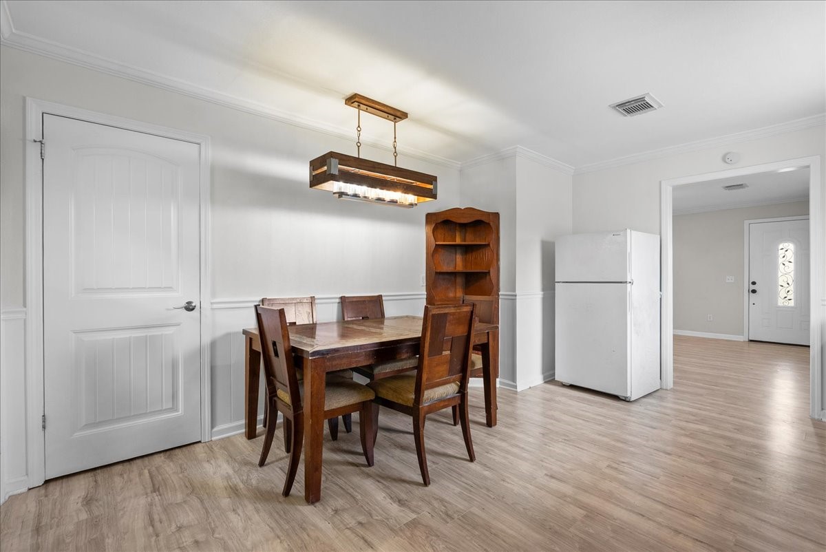 14324 28th Street Property Photo 17