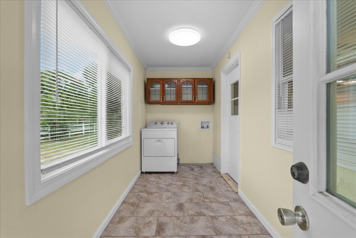 14324 28th Street Property Photo 20