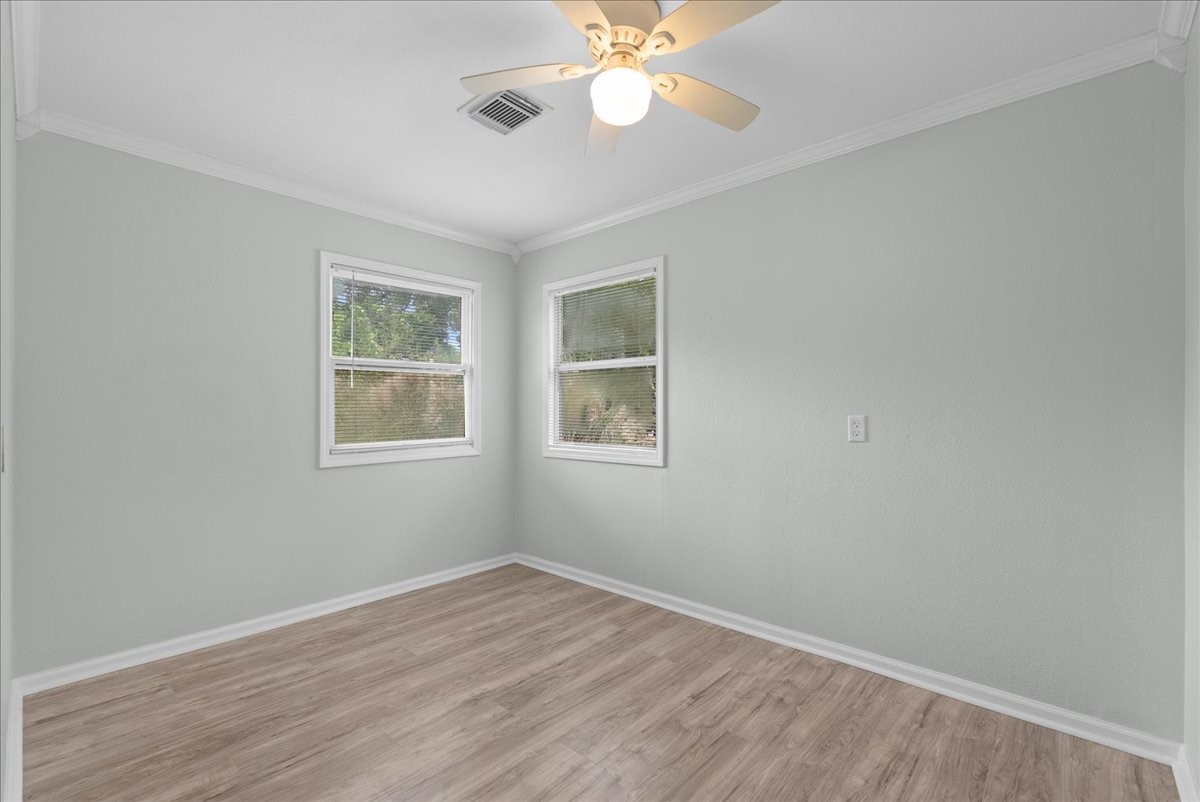 14324 28th Street Property Photo 23