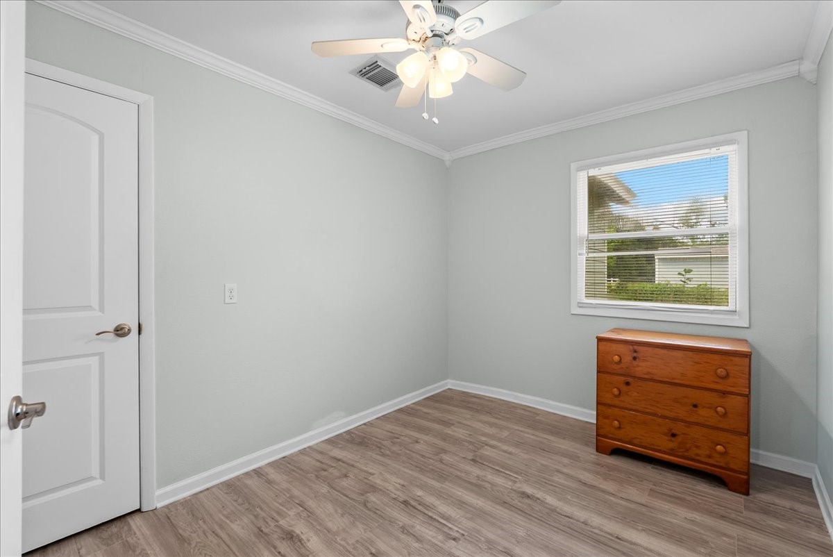 14324 28th Street Property Photo 25