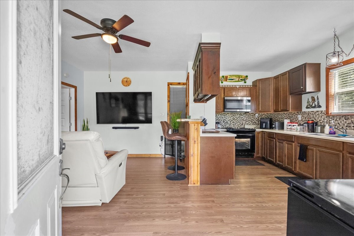 14324 28th Street Property Photo 33
