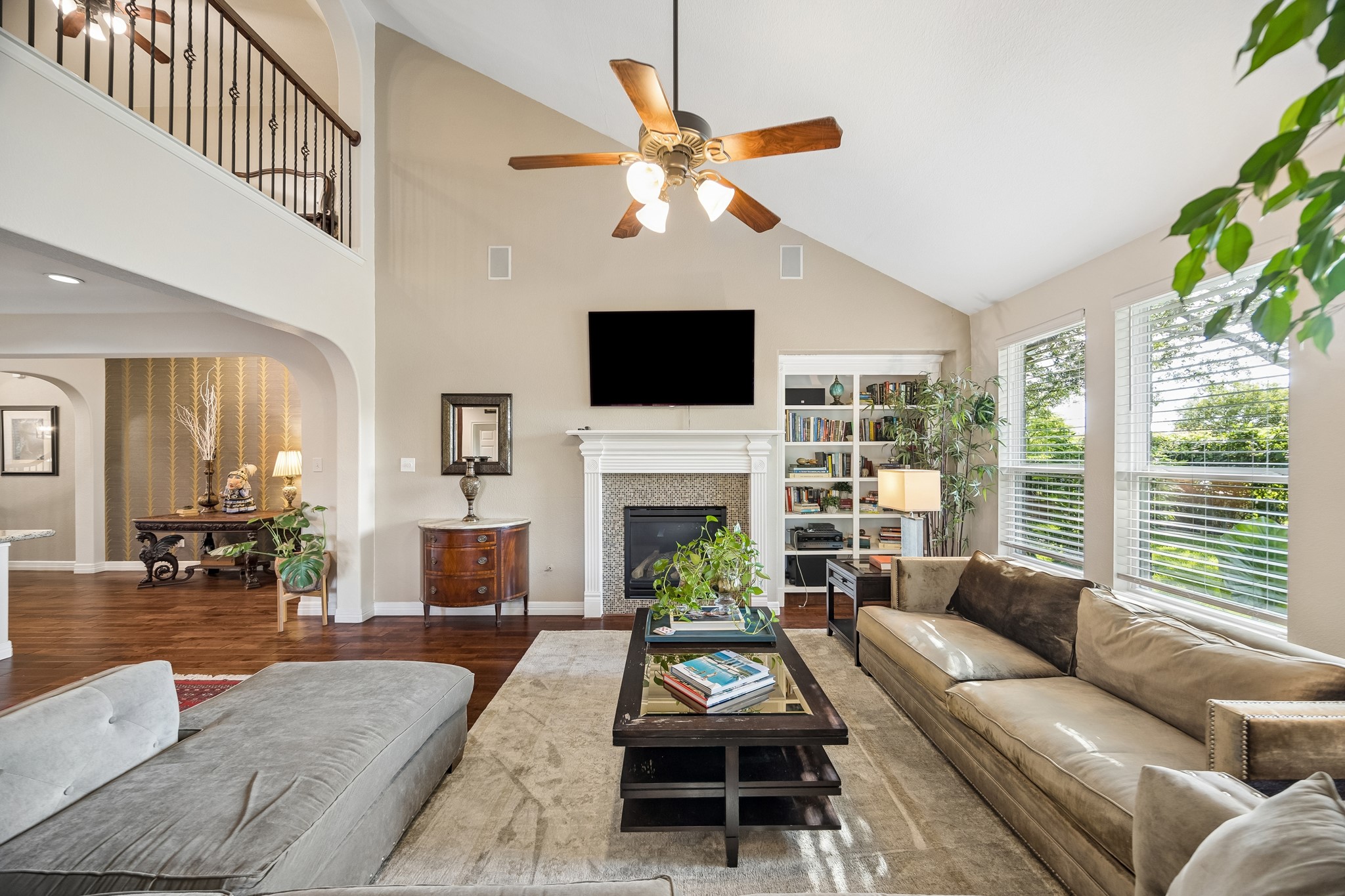 3102 London Lane Property Photo 17