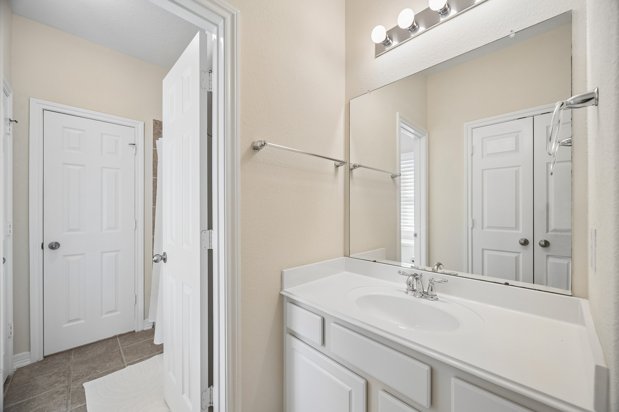 3102 London Lane Property Photo 33