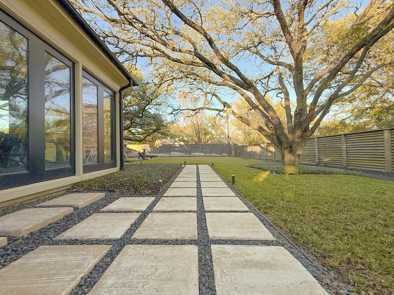 107 Pershing Avenue Property Photo 4