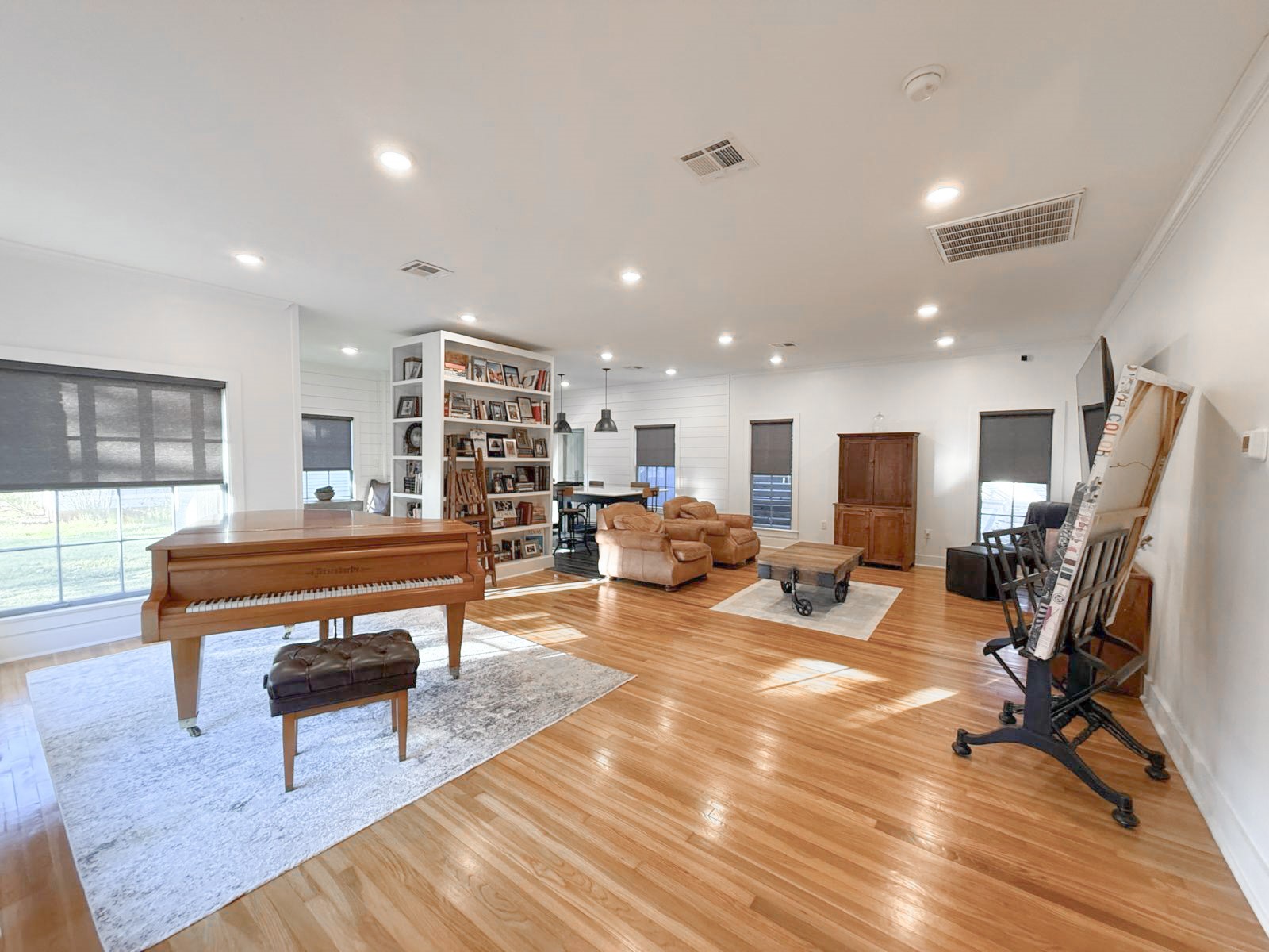 107 Pershing Avenue Property Photo 12