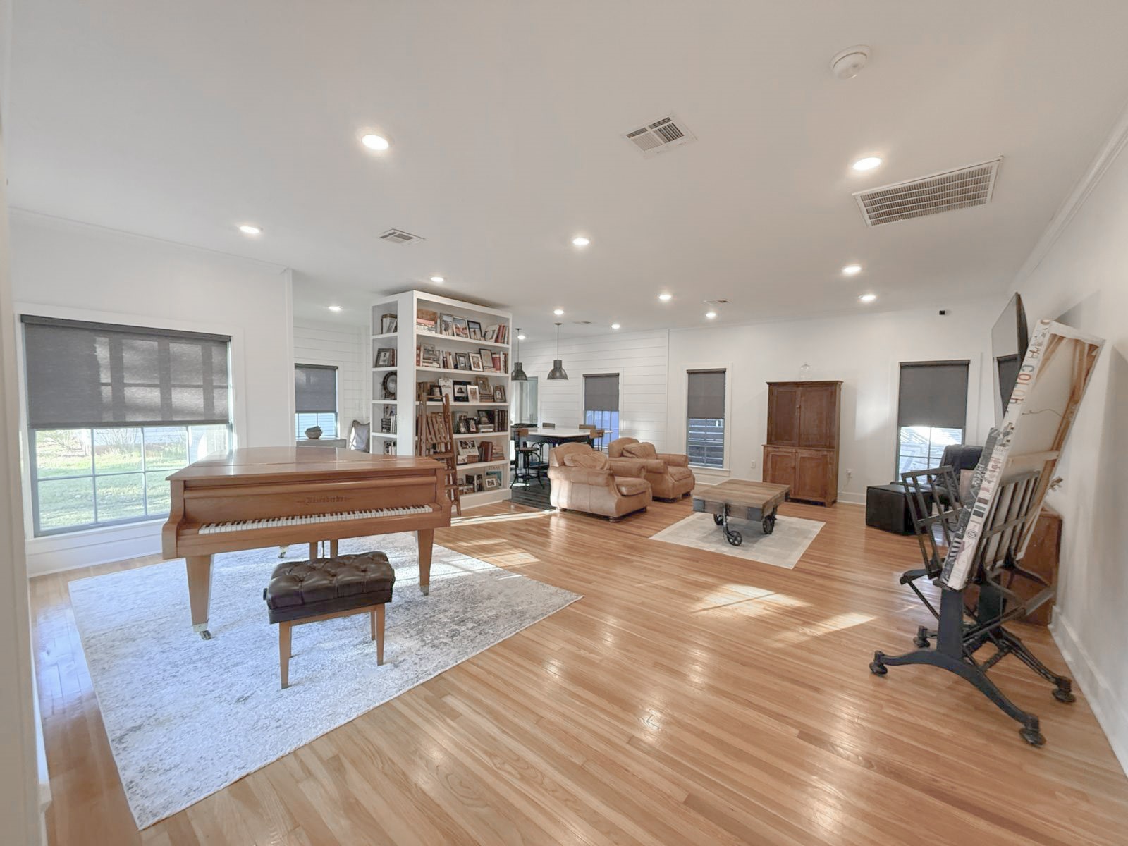 107 Pershing Avenue Property Photo 15