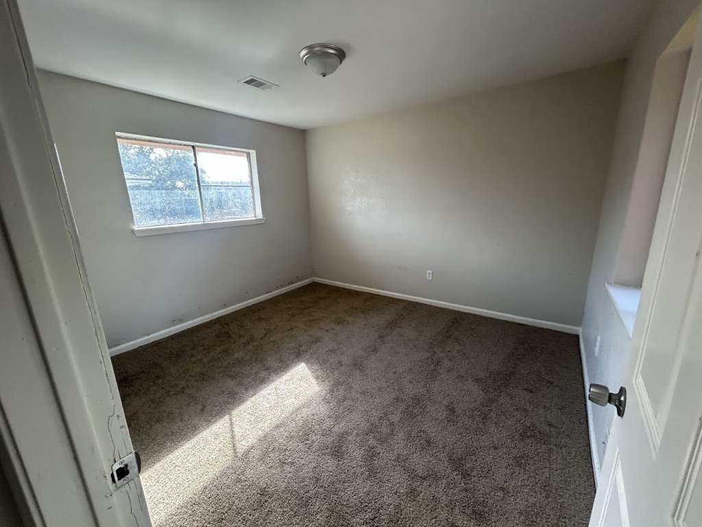 306 Tennyson Street Property Photo 11