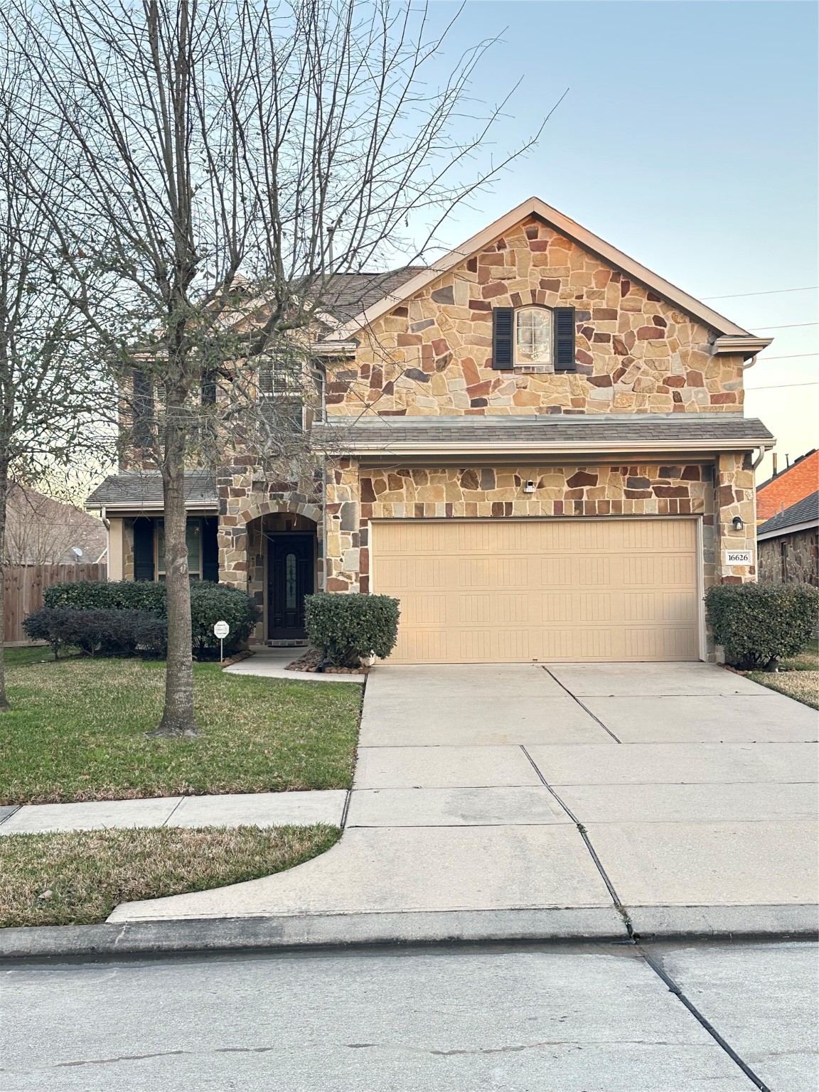 16626 Lake Prince Lane Property Photo 1