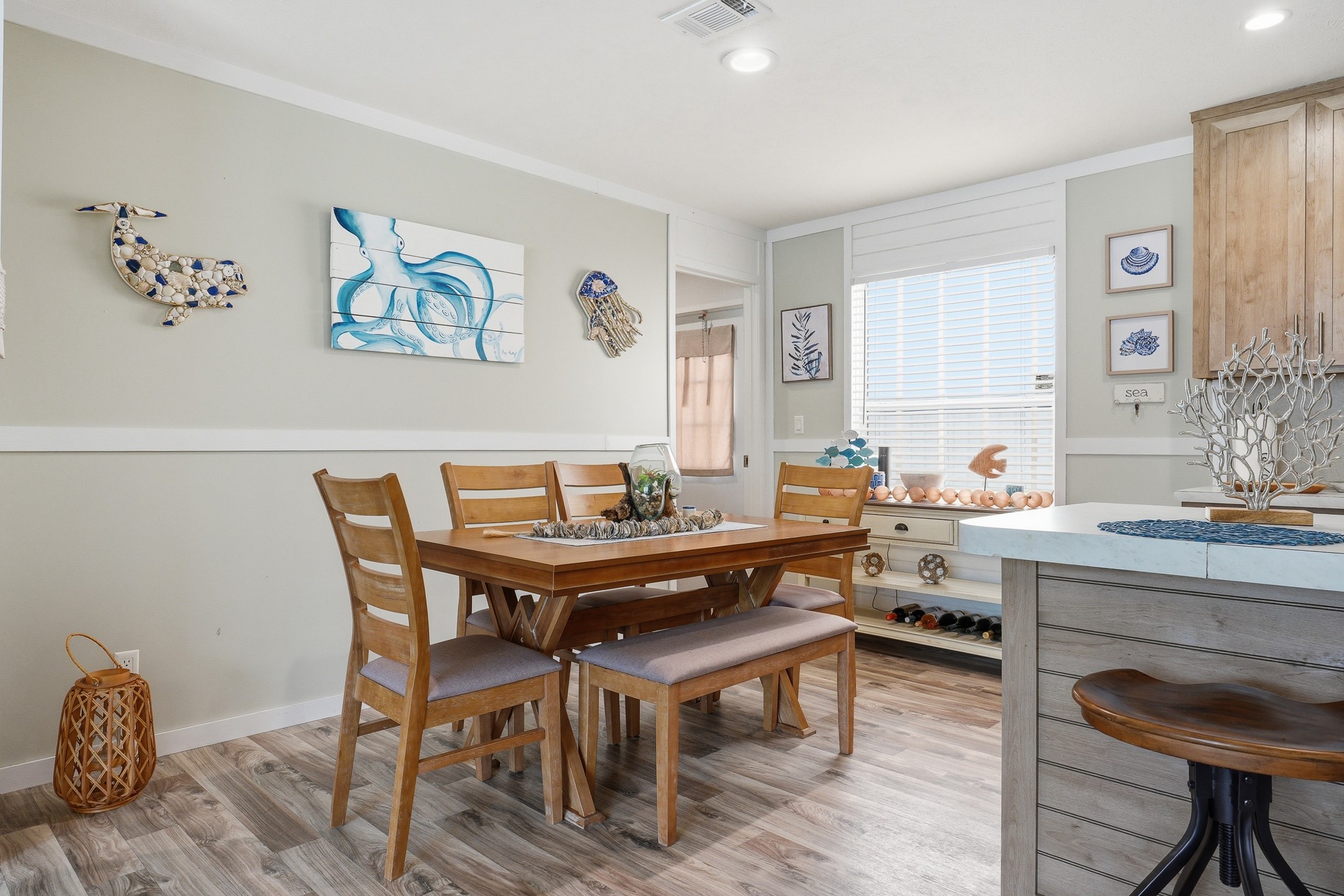 867 Rowe Street Property Photo 13