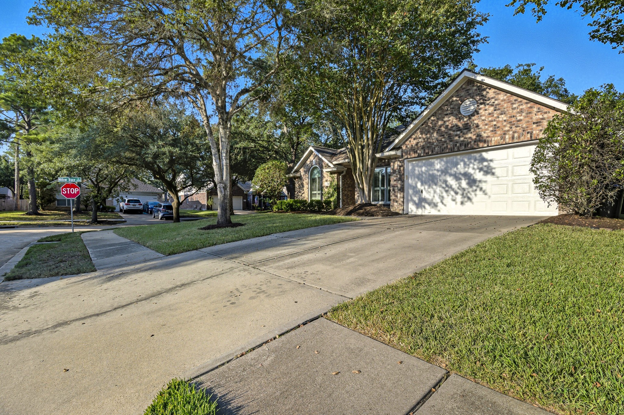 15522 Valley Plum Court Property Photo 3