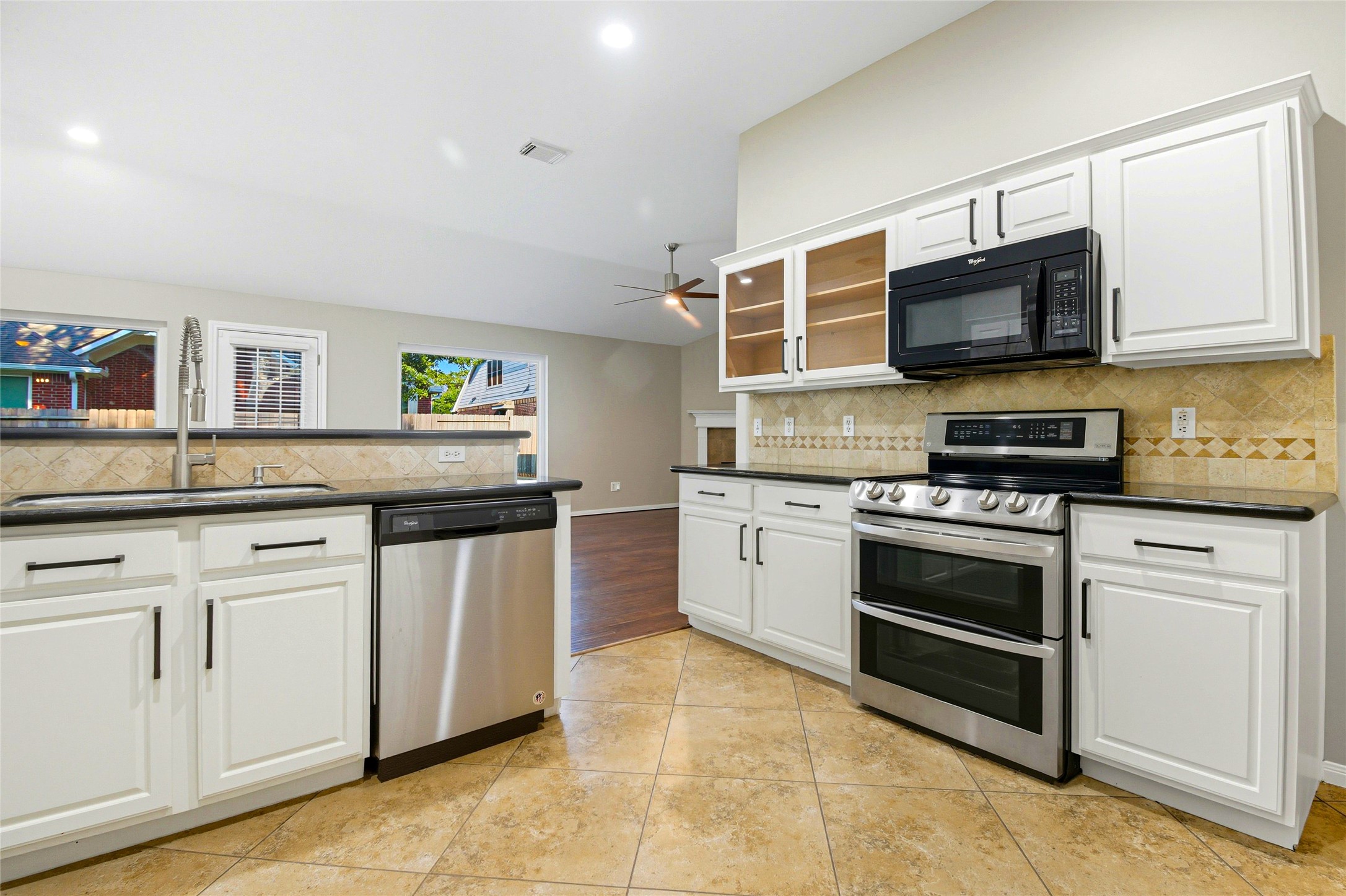 15522 Valley Plum Court Property Photo 9