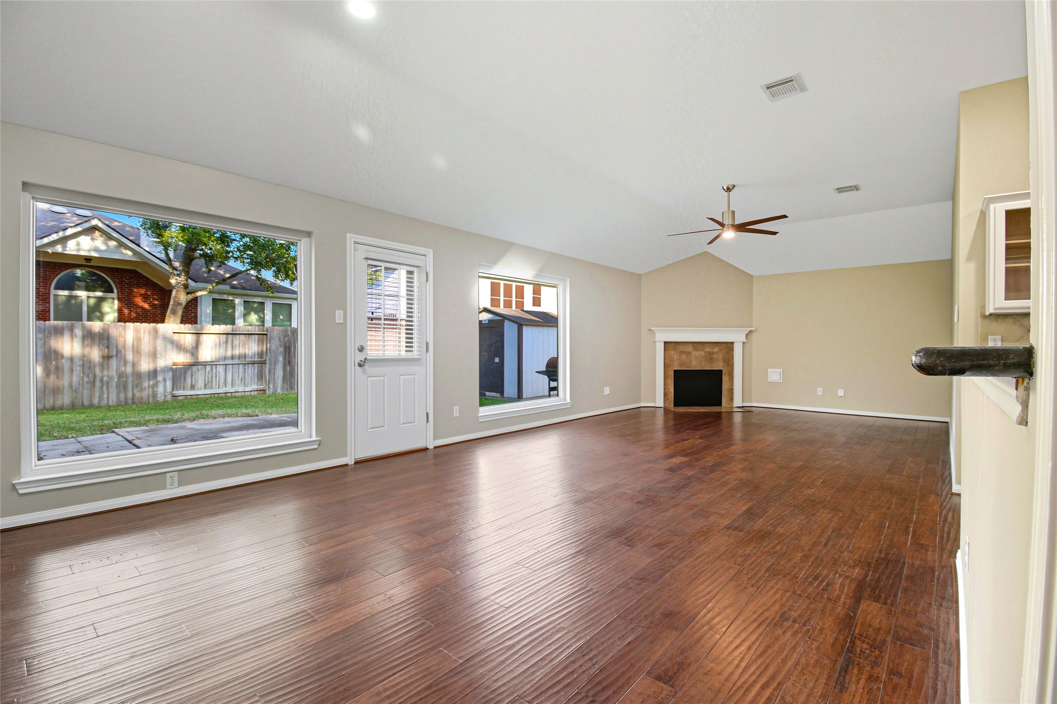 15522 Valley Plum Court Property Photo 12