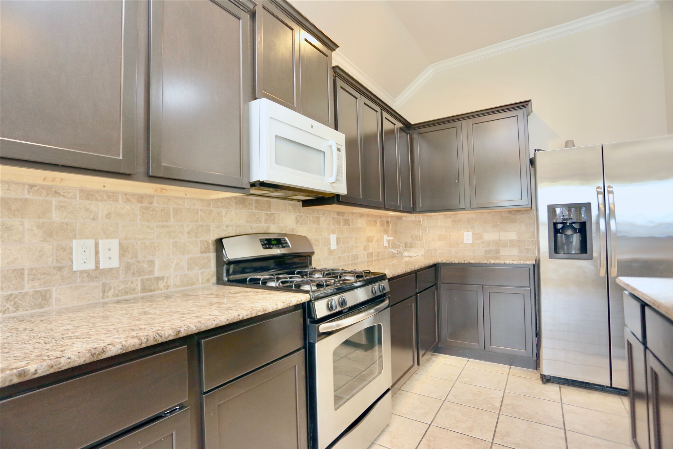 24339 Goodwin Drive Property Photo 10